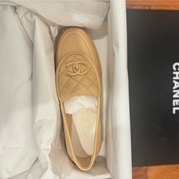 CC Turn-Lock Diamond-quilted loafers - Picture 3 of 4